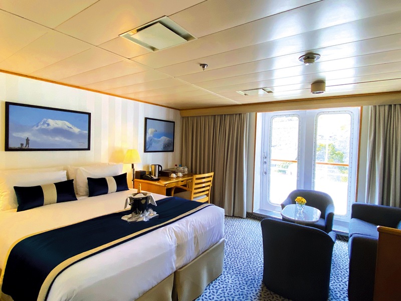 Riviera Suite (Deck 6)